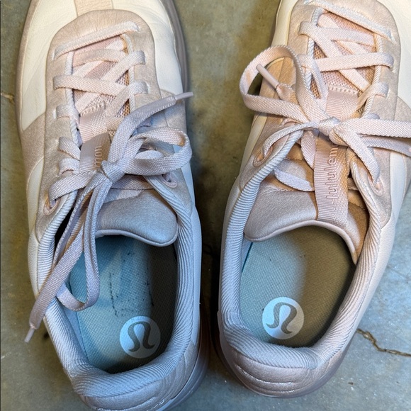 Lululemon Athletica Women's Blush Sneakers - Picture 7 of 8